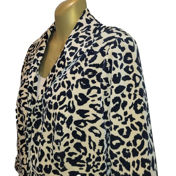Chico’s Size 0 {X-Small} Black and Tan Cotton Blend Jacket Animal Print Lined - Picture 8 of 15